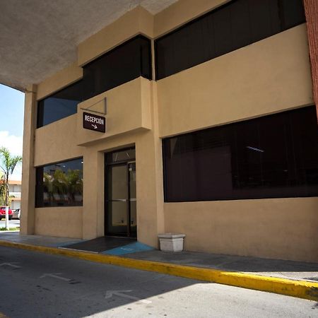 Capital O 88 Inn San Nicolás de los Garzas Eksteriør billede