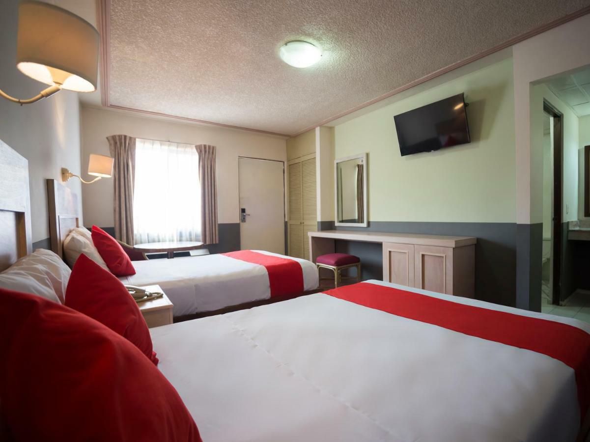 Capital O 88 Inn San Nicolás de los Garzas Eksteriør billede