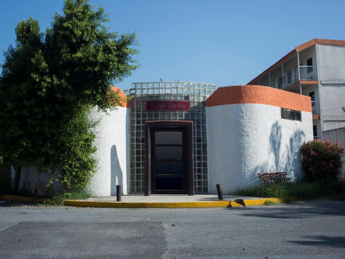 Capital O 88 Inn San Nicolás de los Garzas Eksteriør billede
